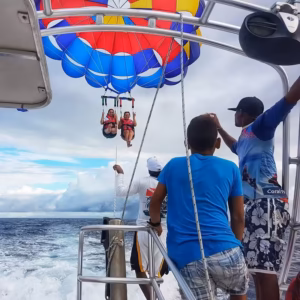 Roatan Parasailing Tour - Roatan 21 Tours